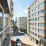 Bright And Stylish Apartment Next To The Sea!