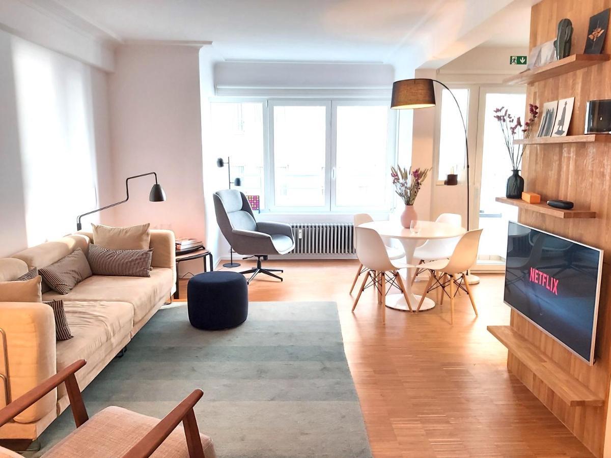 Bright And Stylish Next To The Sea! *